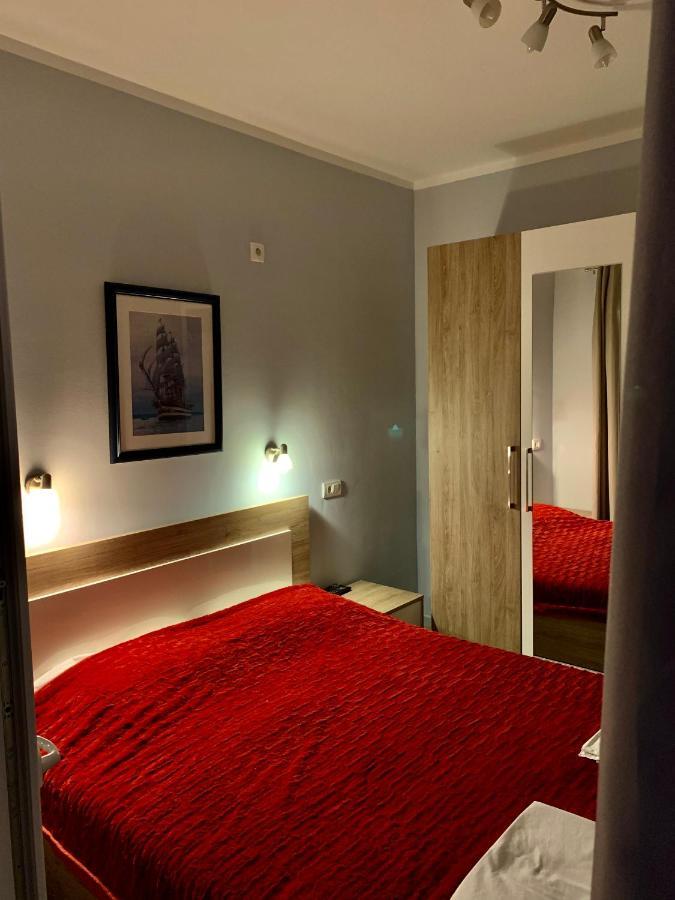 Apartments Mm Sveti Stefan Εξωτερικό φωτογραφία