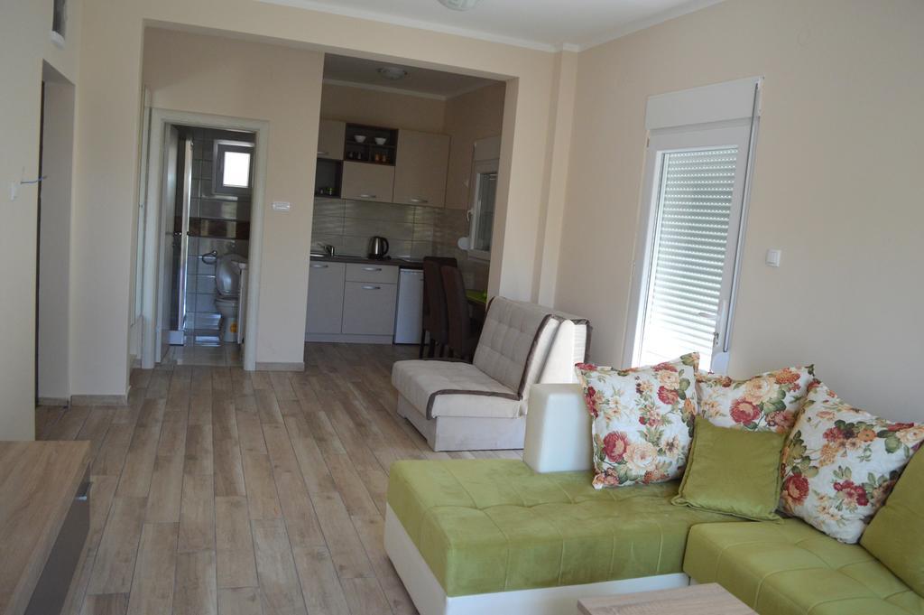 Apartments Mm Sveti Stefan Εξωτερικό φωτογραφία