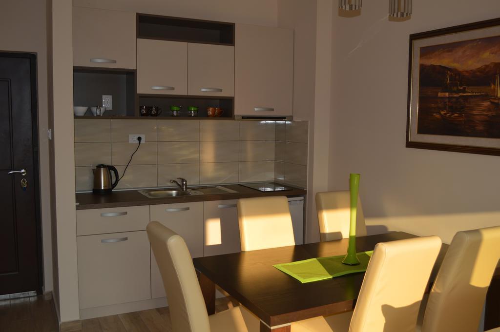 Apartments Mm Sveti Stefan Εξωτερικό φωτογραφία