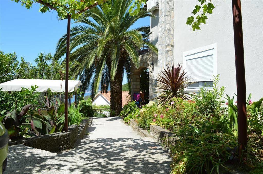 Apartments Mm Sveti Stefan Εξωτερικό φωτογραφία